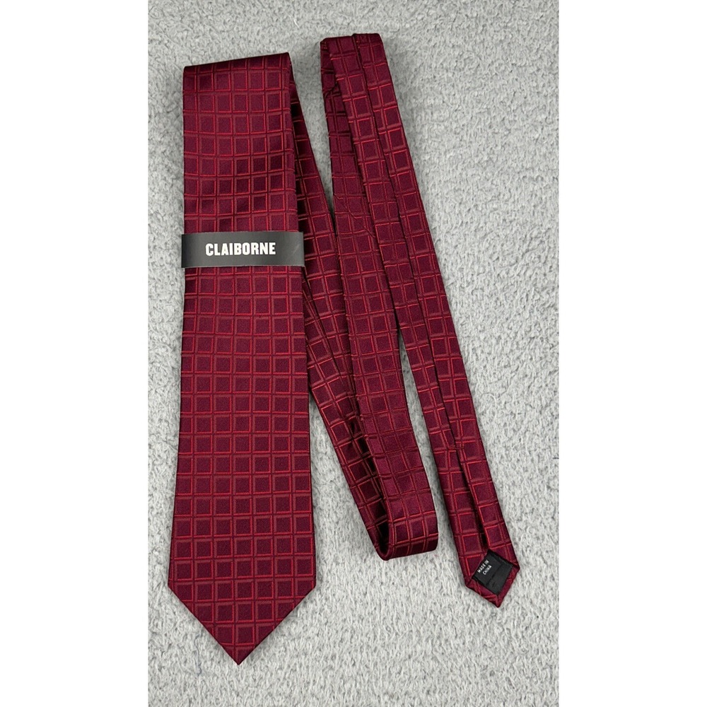 Claiborne Mens 100% Silk Tie Red Geometric Square Pattern Necktie